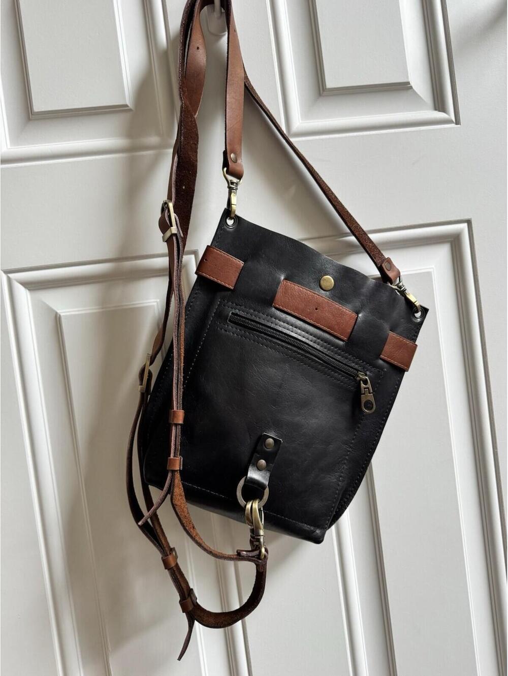 Qisa Backpack Bag Black Full Grain Leather purse